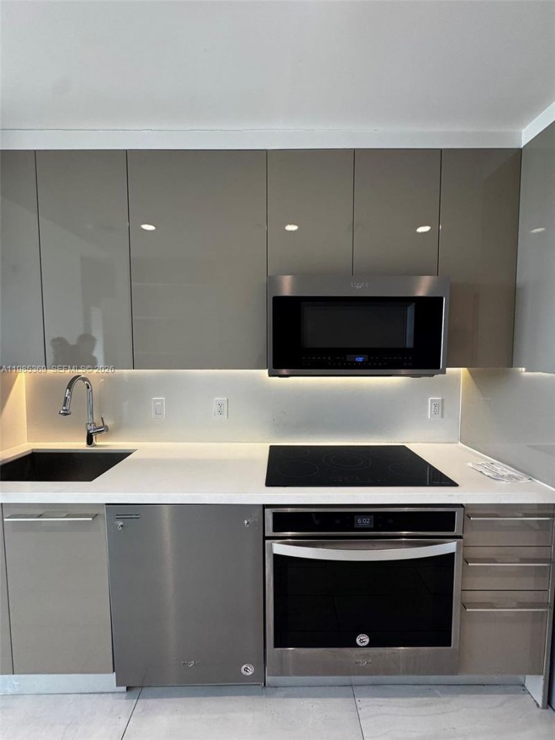 2000 Metropica Way , Unit 408, Sunrise, FL 33323 Photo