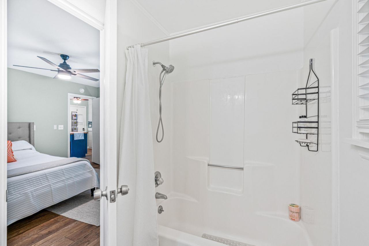 101 Outrigger Court Photo 14