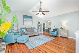 101 Outrigger Court photo 4