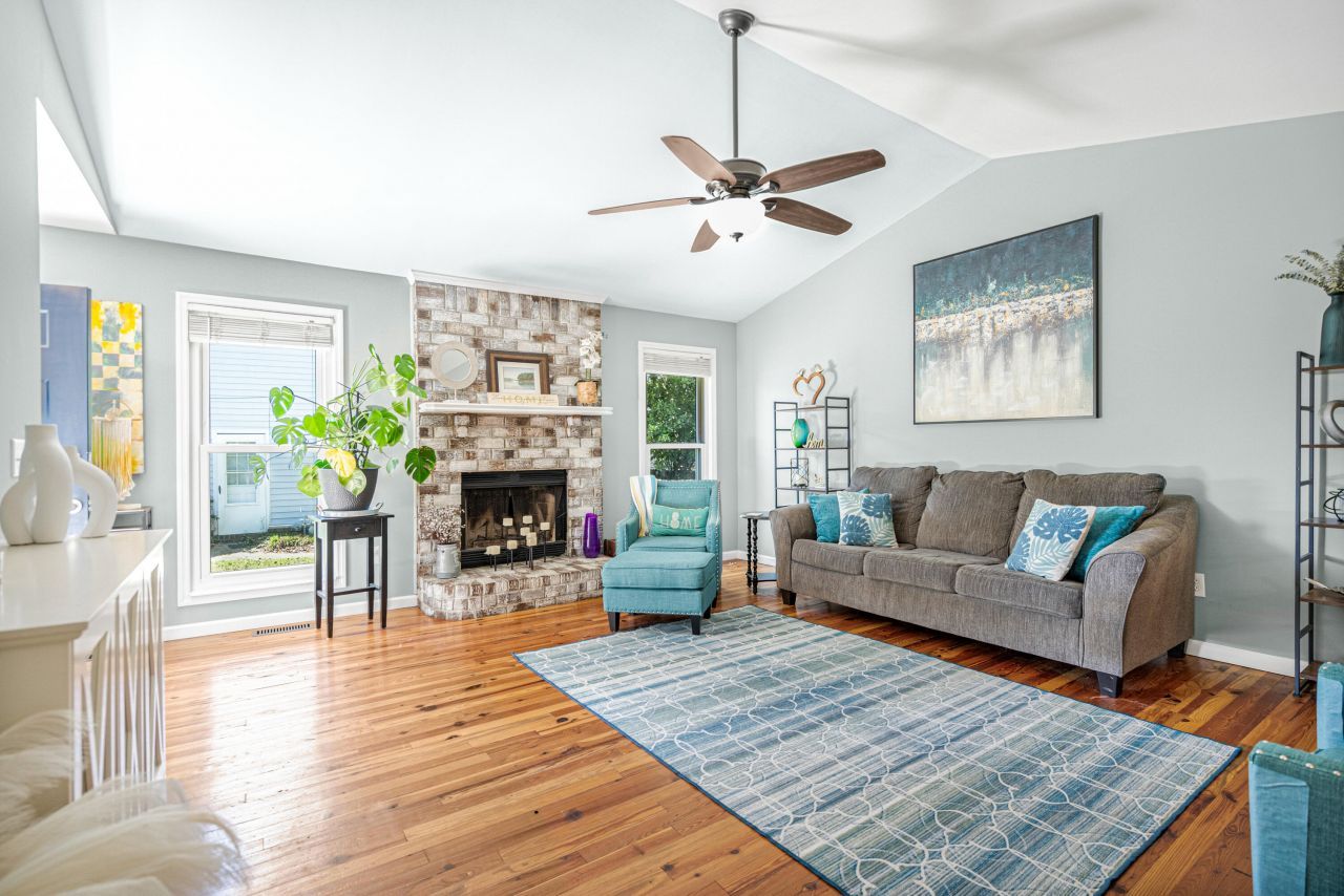 101 Outrigger Court Photo 5