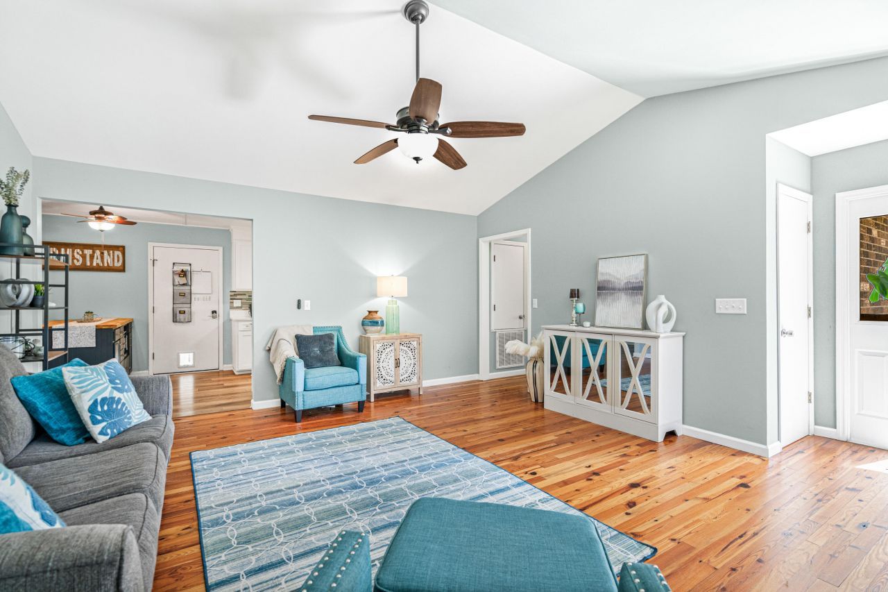 101 Outrigger Court Photo 6