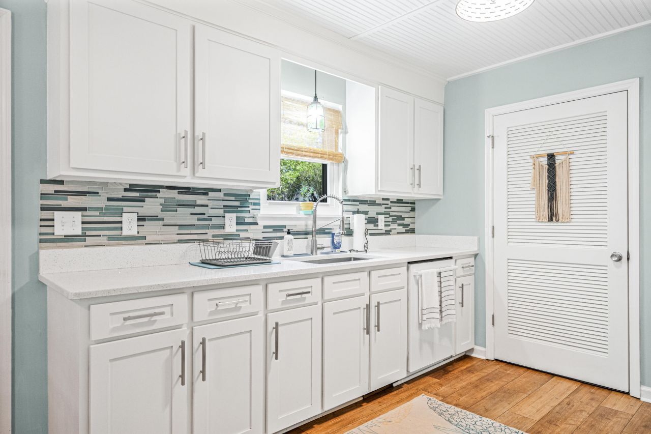 101 Outrigger Court Photo 8