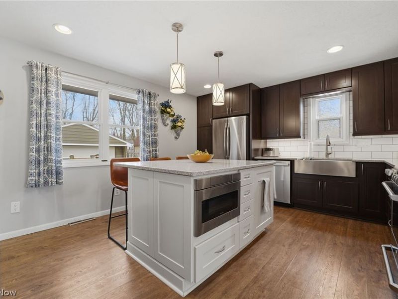 36405 Stevens Boulevard, Willoughby, OH 44094 Photo 8