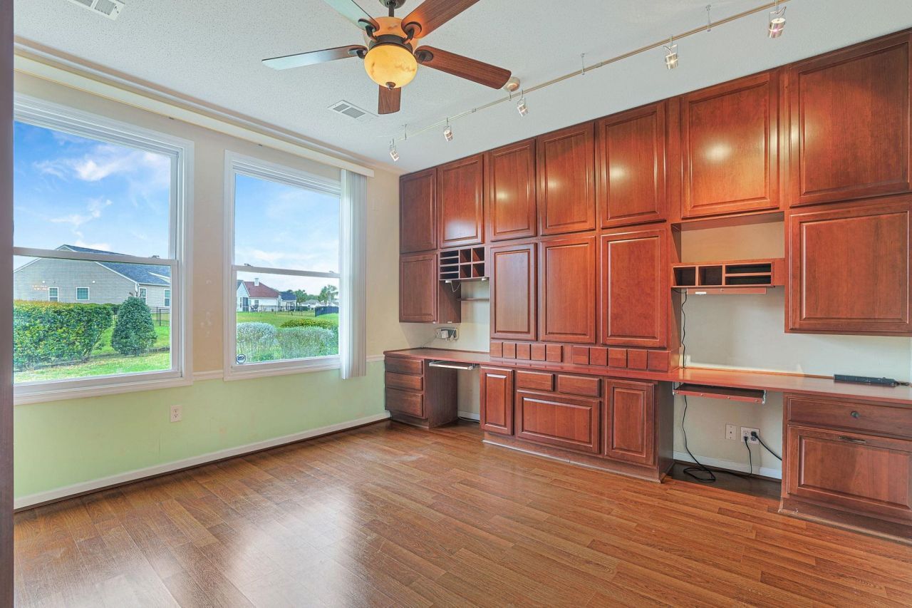 1212 Loblolly Ln. Photo 17