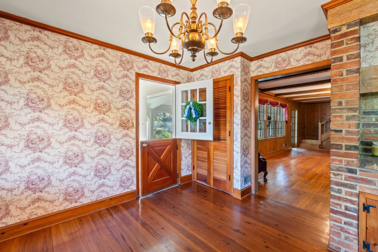 1209 Pinewood Circle Photo 12