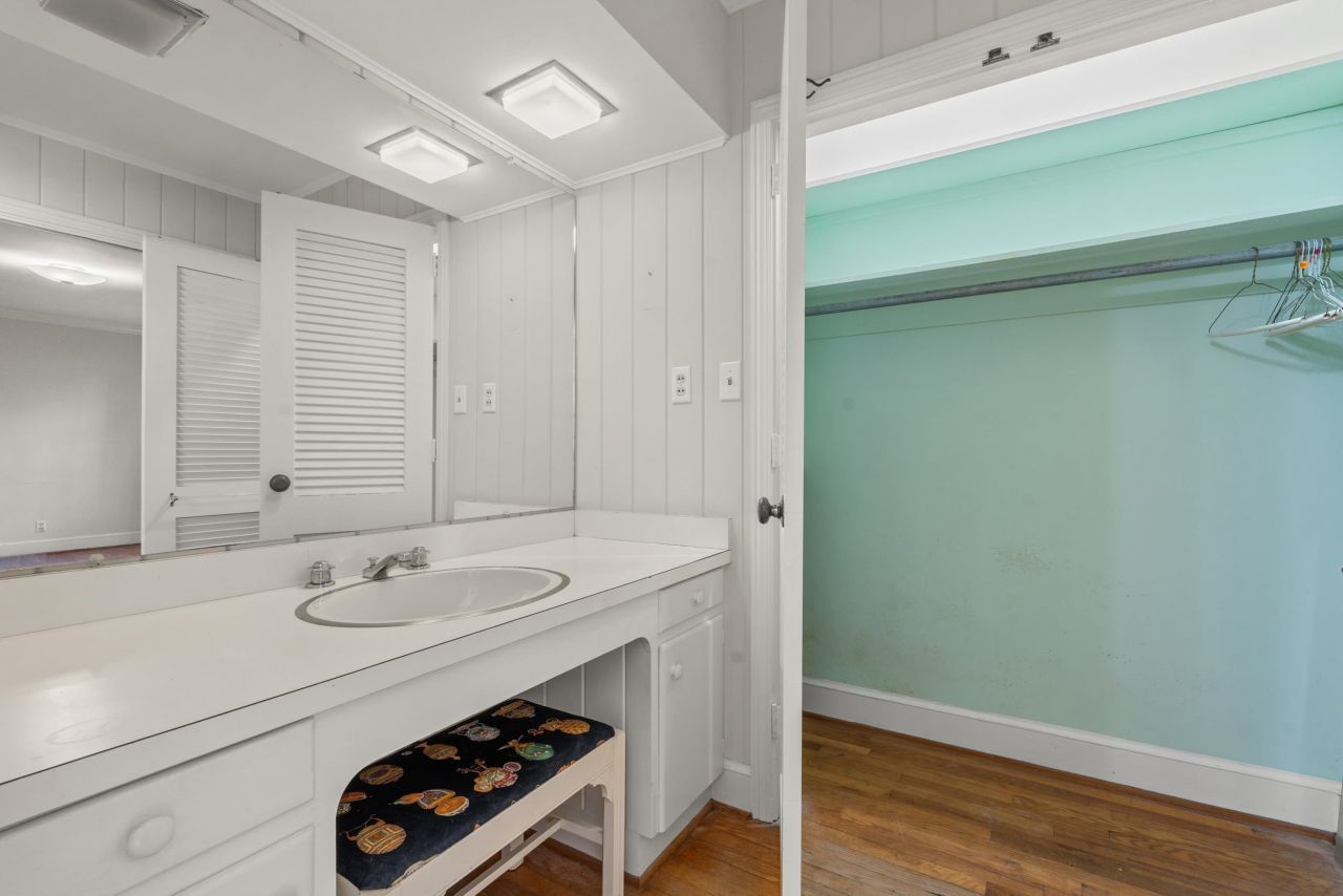 1209 Pinewood Circle Photo 25