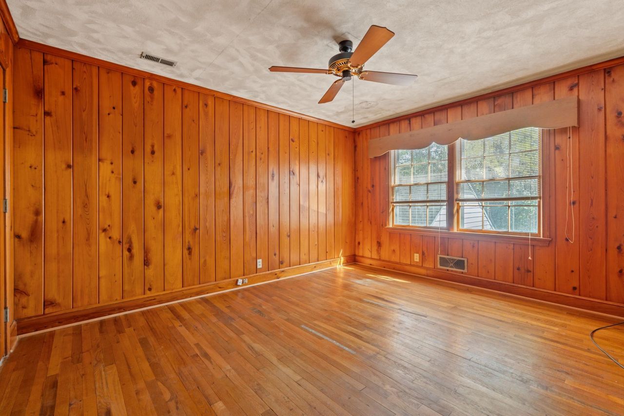 1209 Pinewood Circle Photo 29