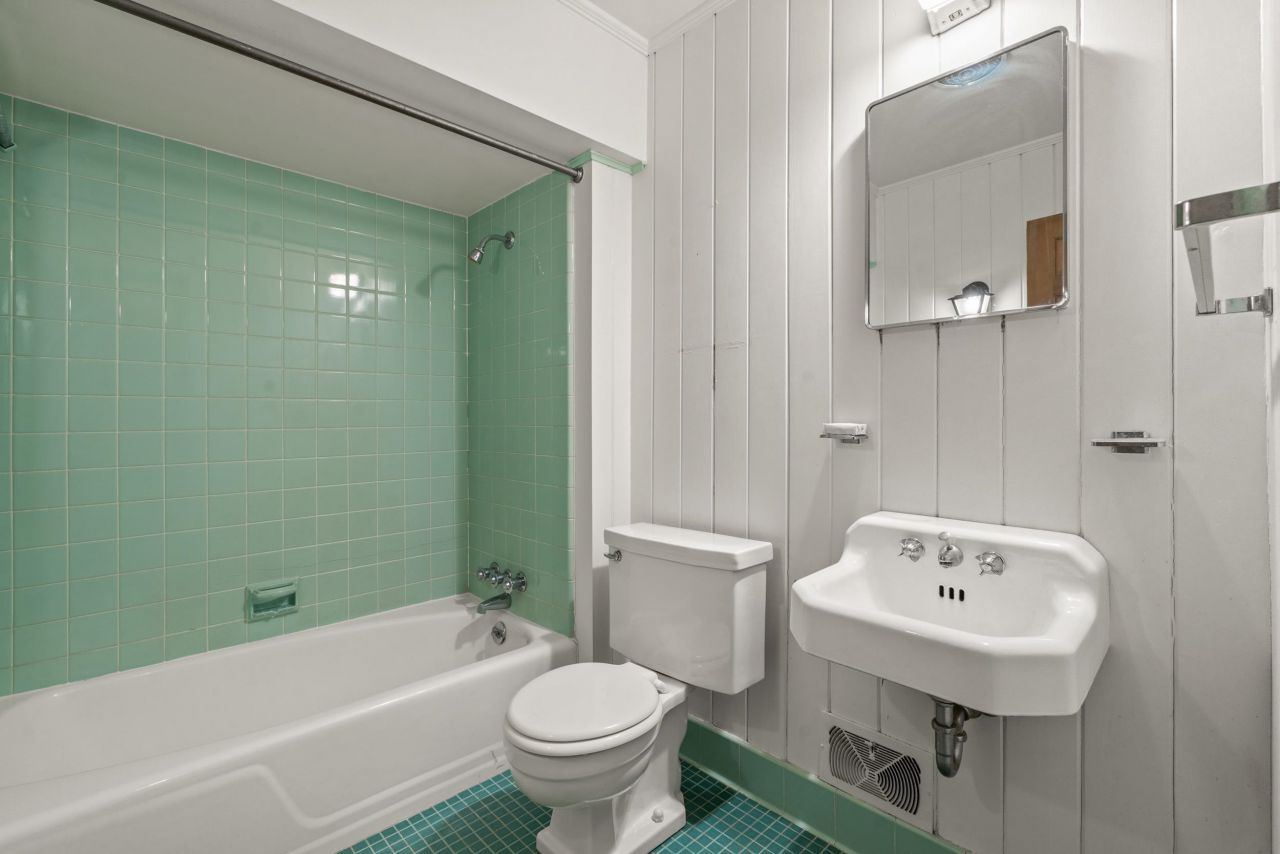 1209 Pinewood Circle Photo 30