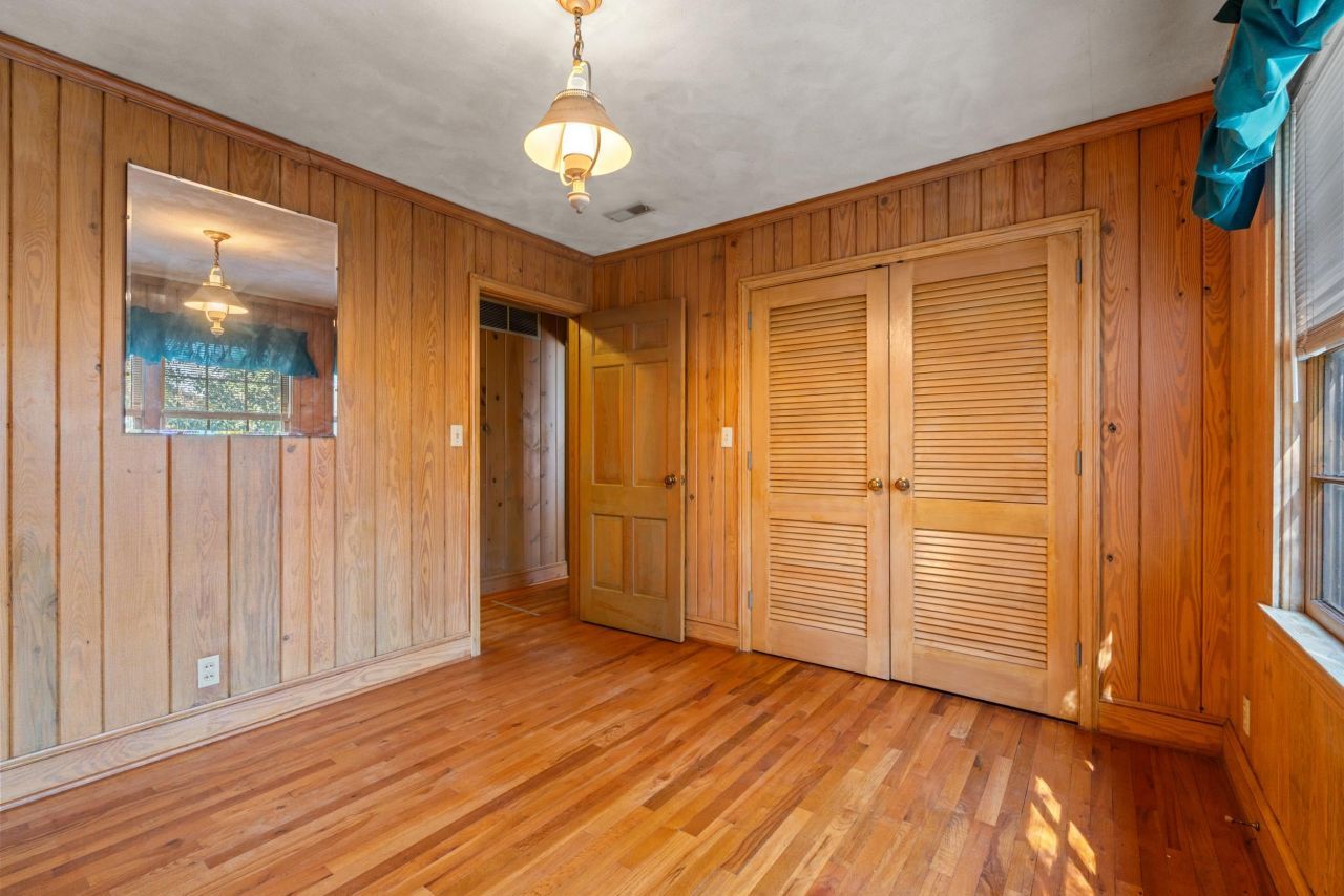 1209 Pinewood Circle Photo 31