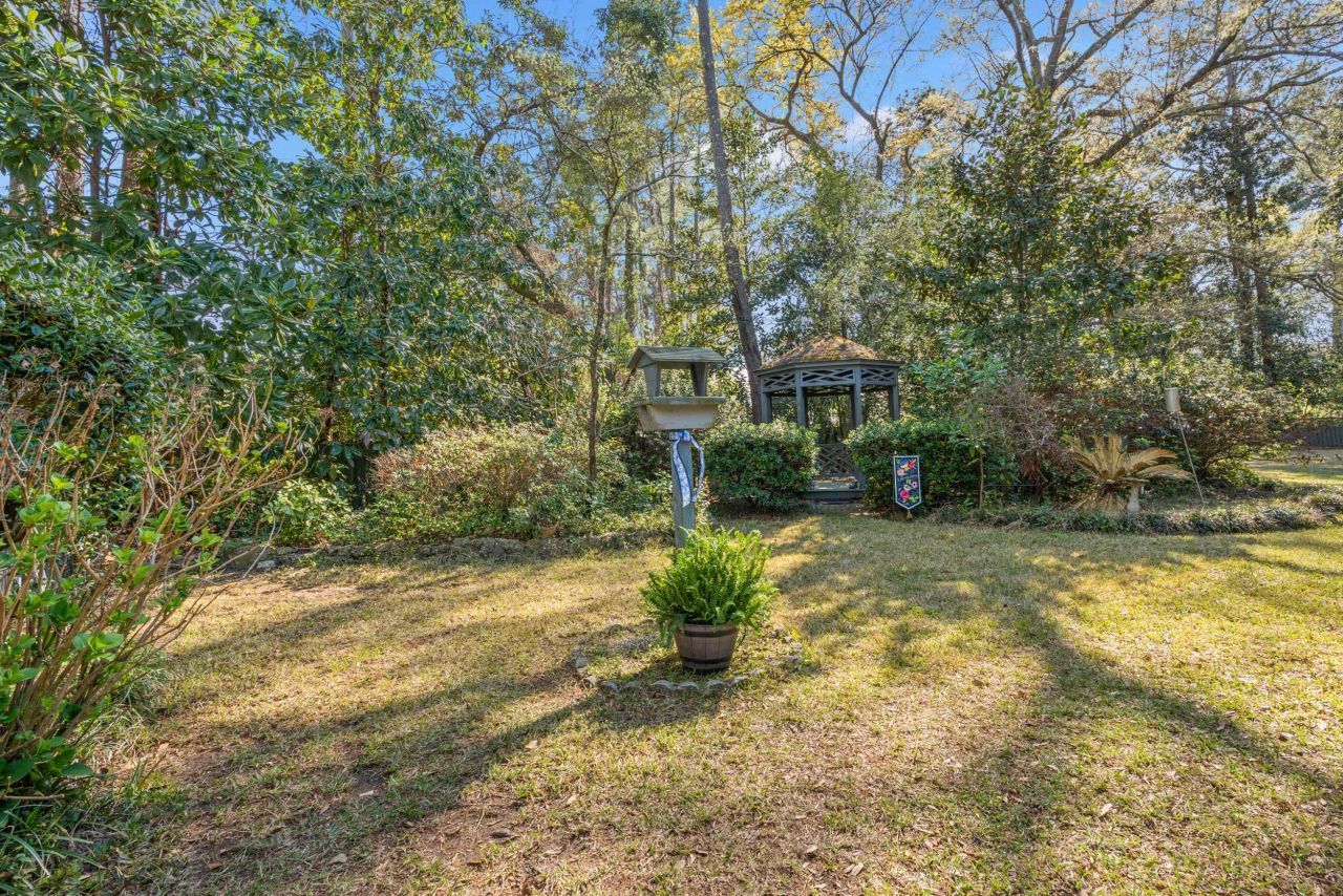 1209 Pinewood Circle Photo 35