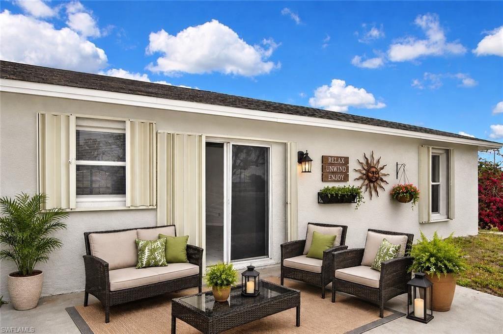 530 Peerless Cir, Lehigh Acres, FL 33974 Photo