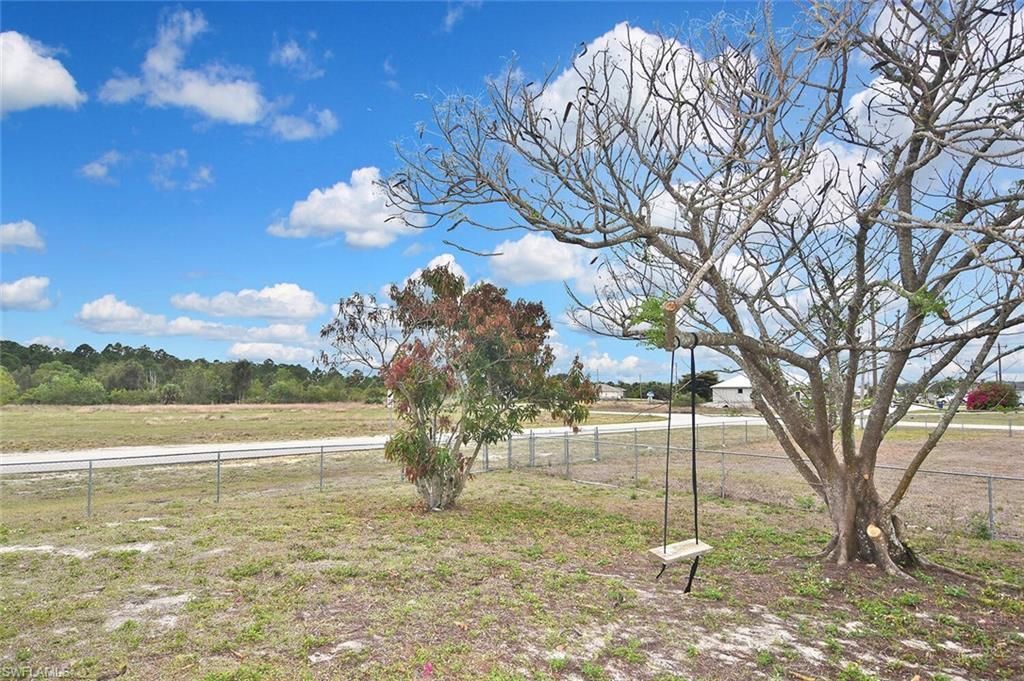 530 Peerless Cir, Lehigh Acres, FL 33974 Photo