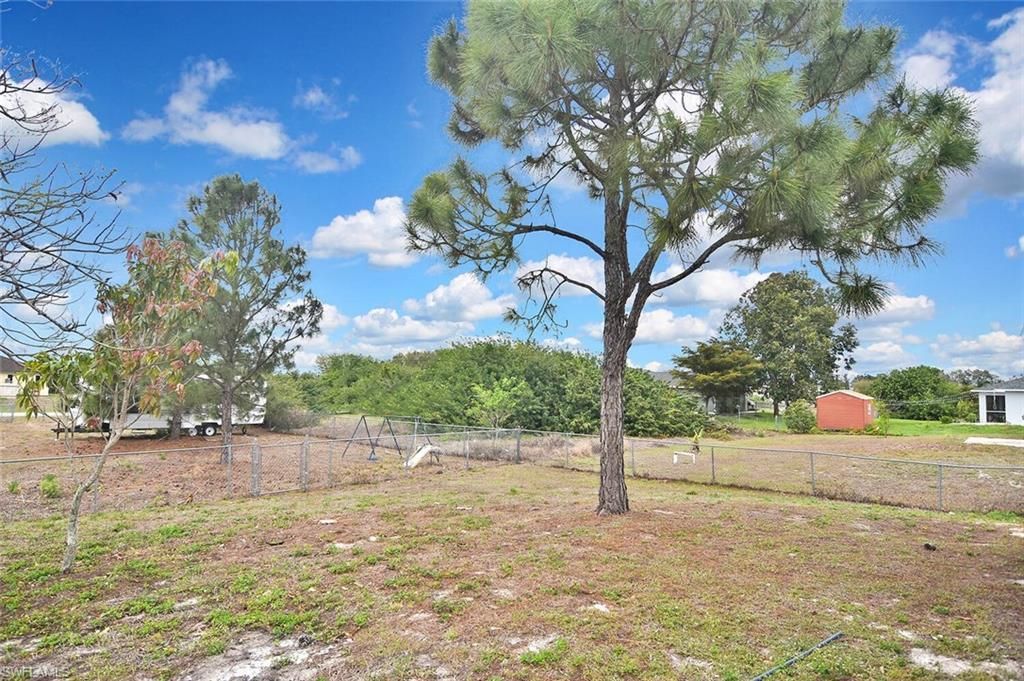 530 Peerless Cir, Lehigh Acres, FL 33974 Photo