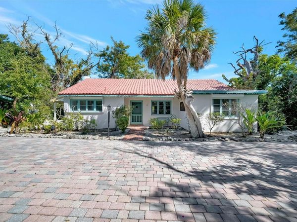 4237 HIGEL AVENUE, SARASOTA, FL 34242