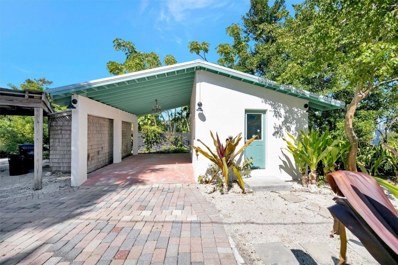 4237 Higel Avenue, Sarasota, FL 34242 Photo