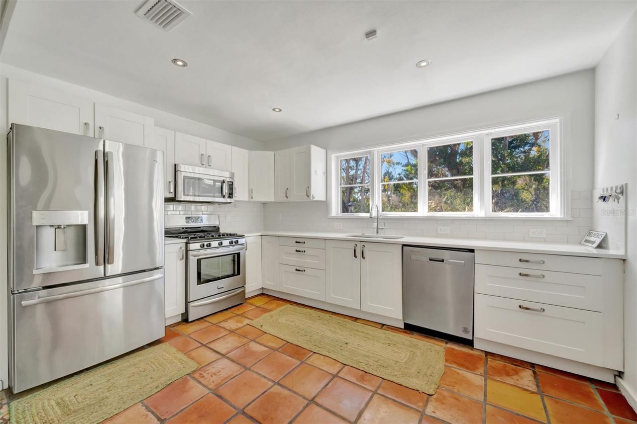 4237 Higel Avenue, Sarasota, FL 34242 Photo