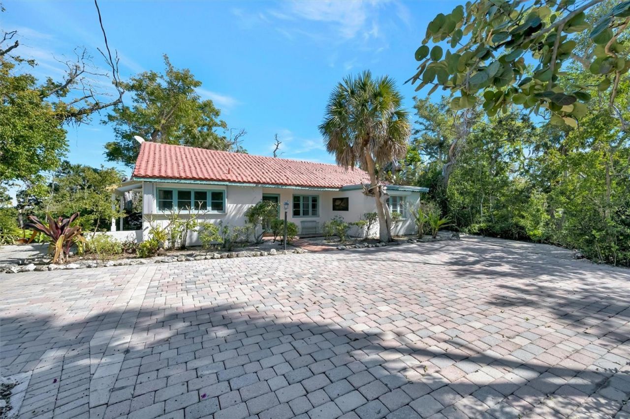 4237 Higel Avenue, Sarasota, FL 34242 Photo