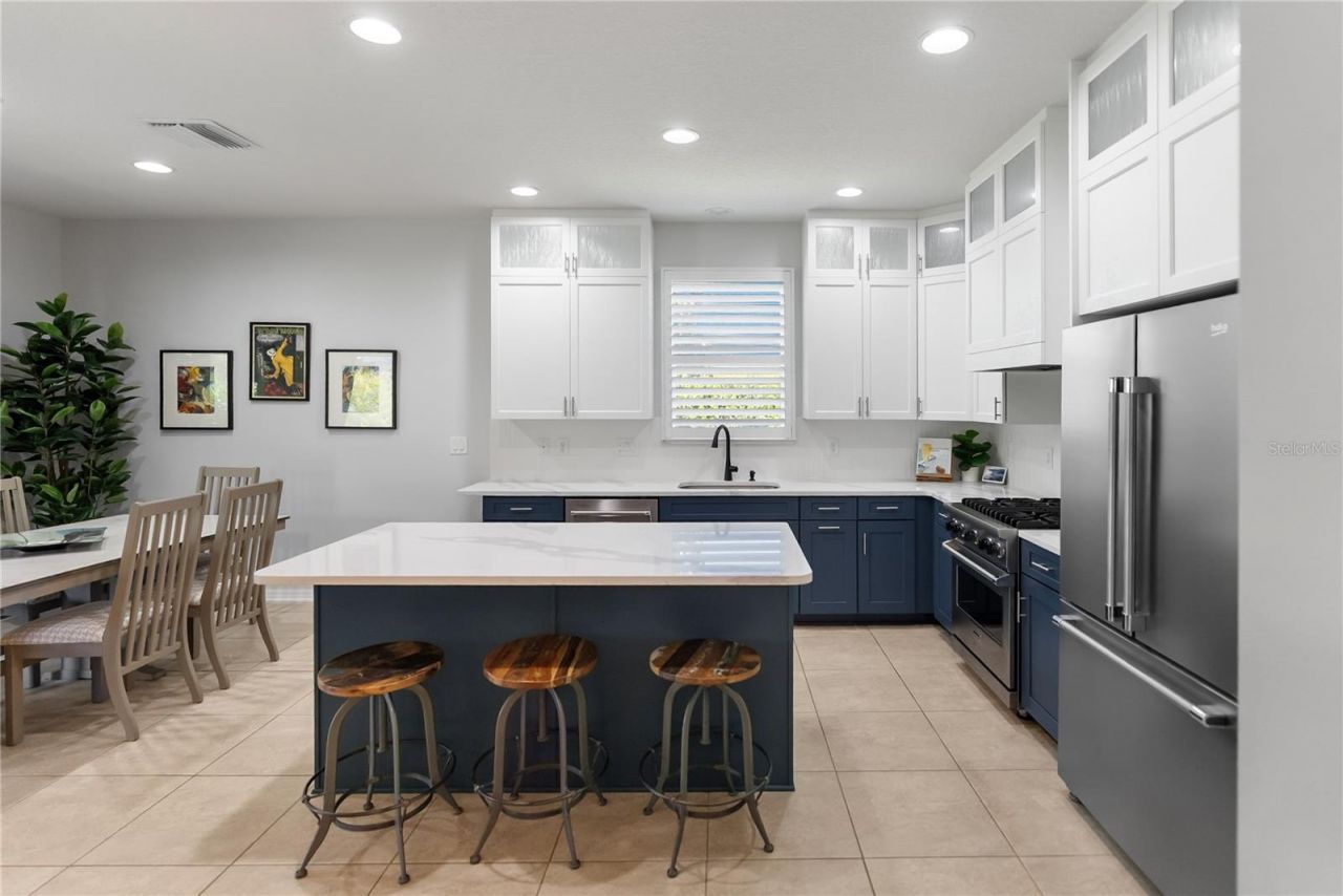 728 Rosemary Circle , Bradenton, FL 34212 Photo