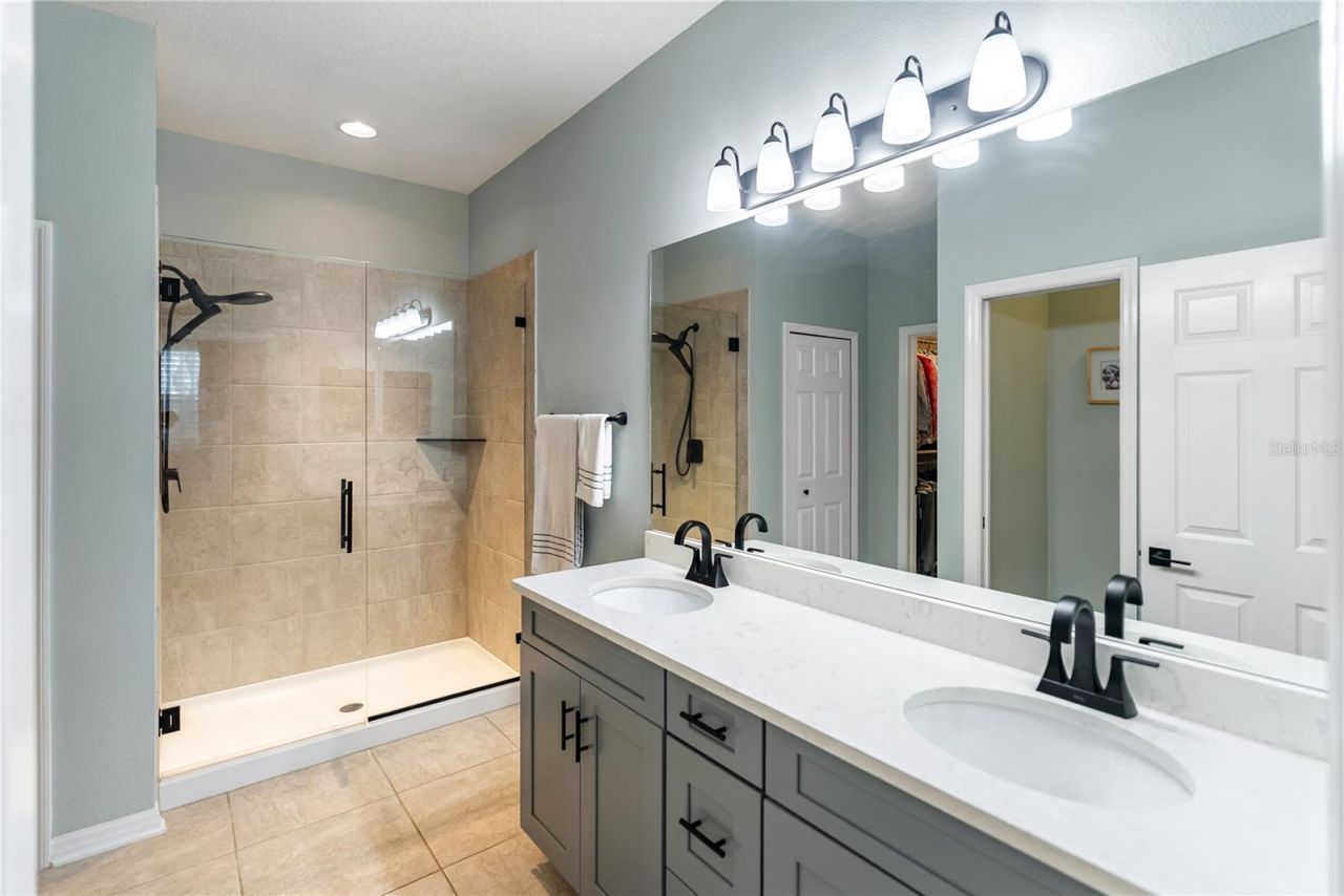 728 Rosemary Circle , Bradenton, FL 34212 Photo