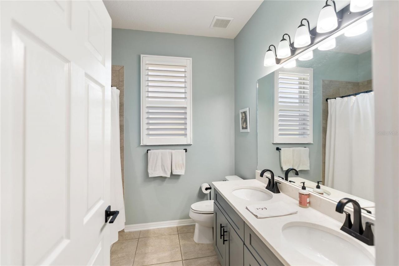 728 Rosemary Circle , Bradenton, FL 34212 Photo