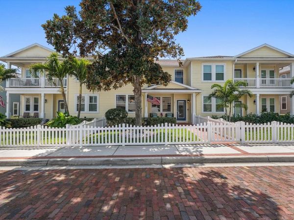 251 1ST AVENUE SW, LARGO, FL 33770