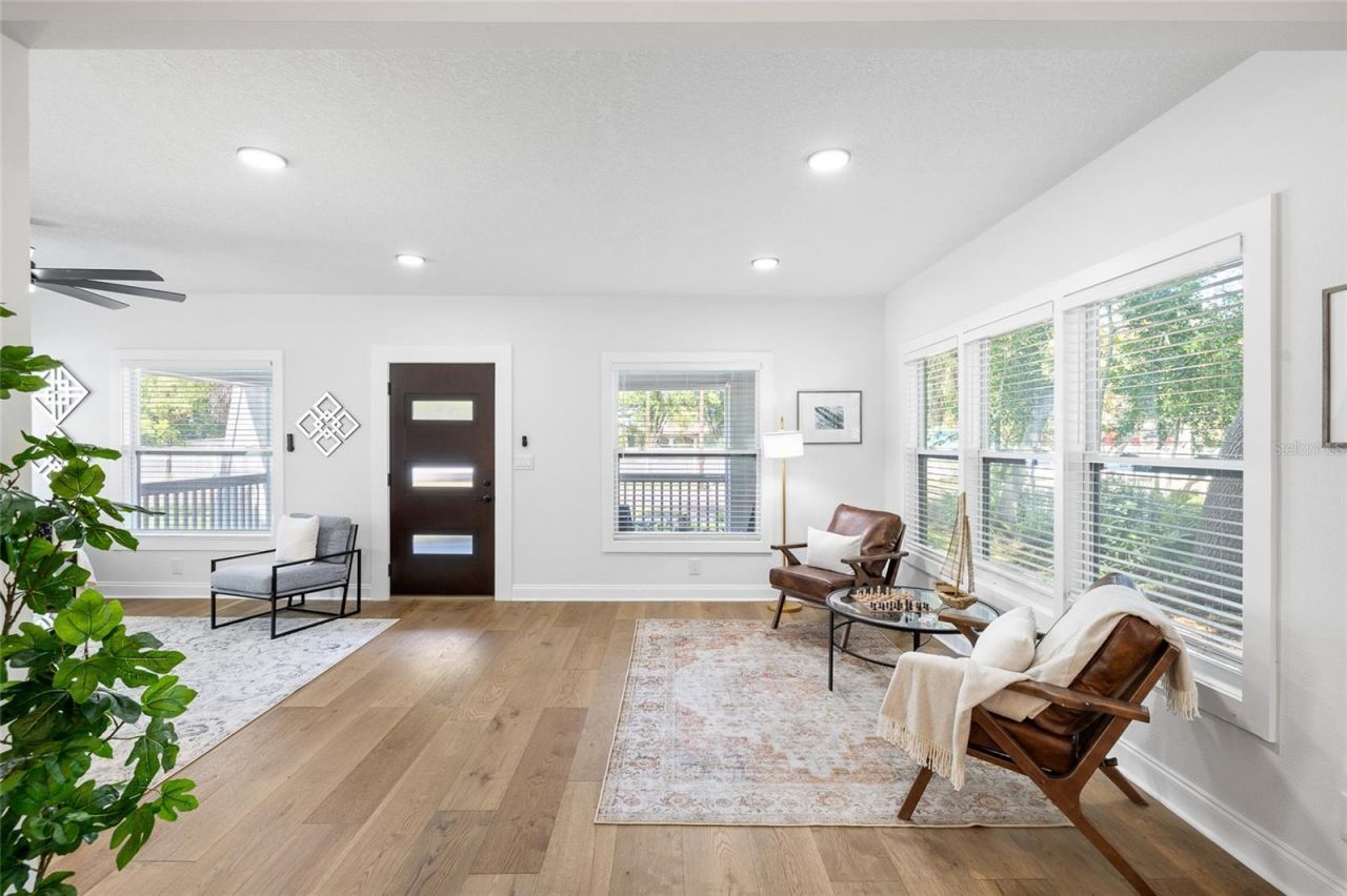 718 34th Avenue S, Saint Petersburg, FL 33705 Photo