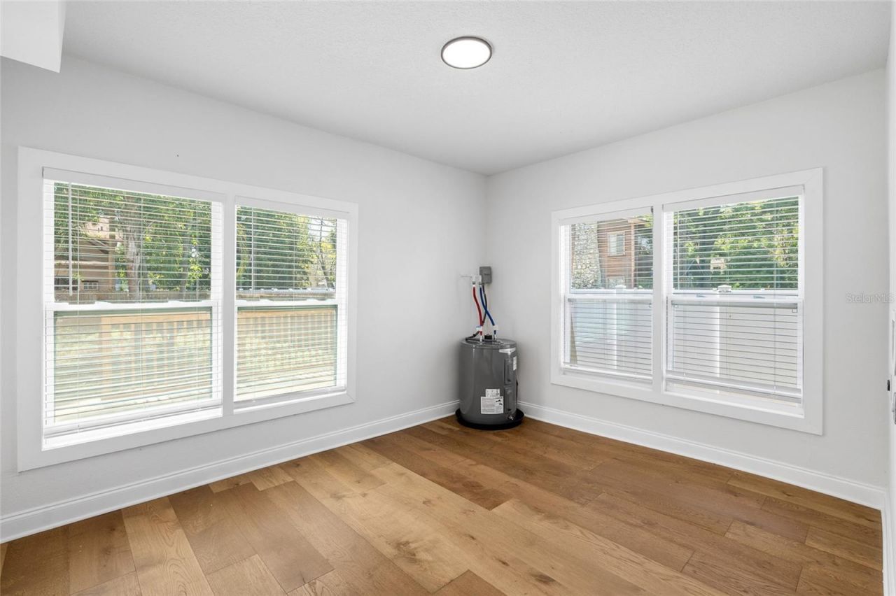 718 34th Avenue S, Saint Petersburg, FL 33705 Photo