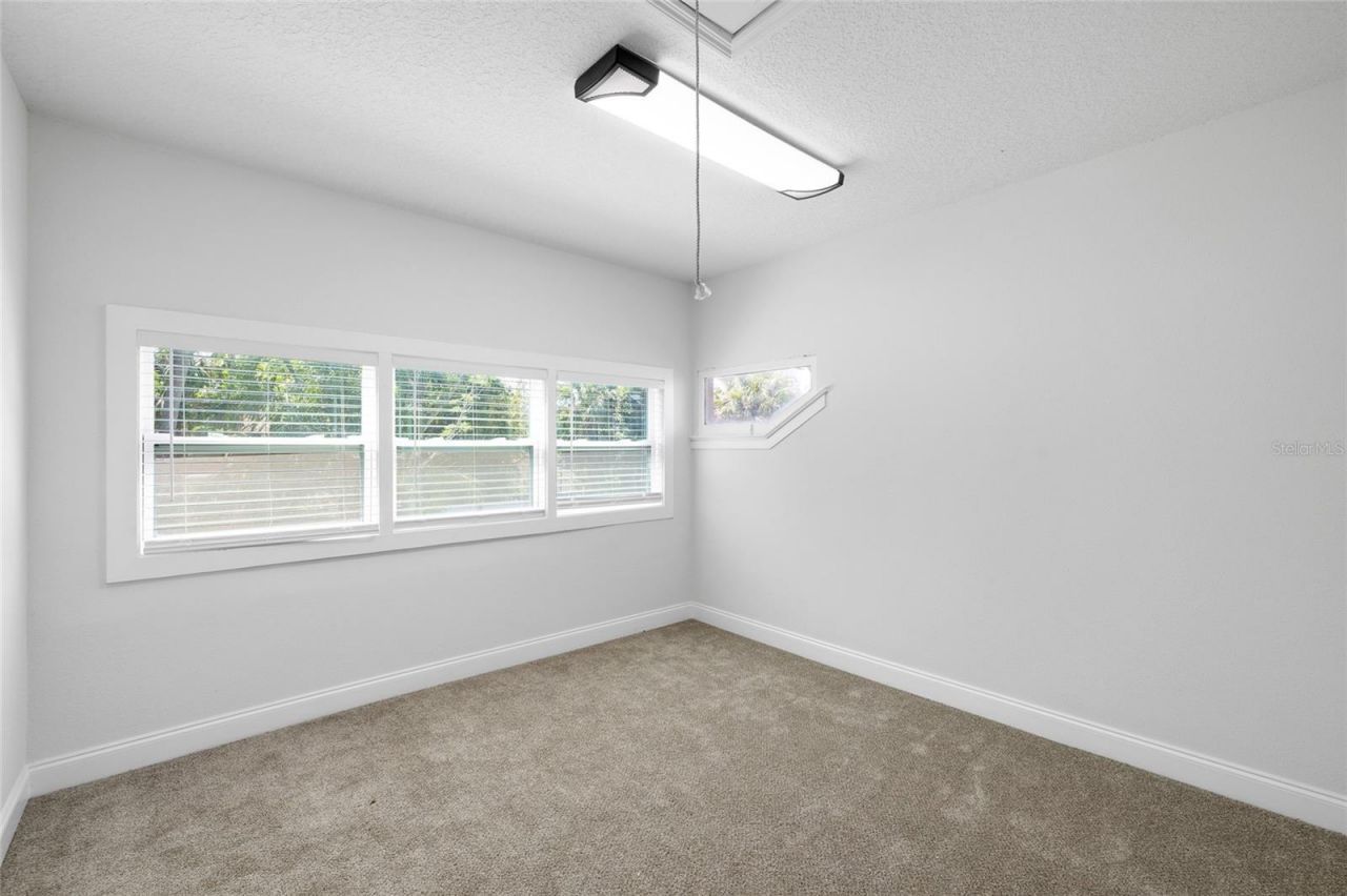 718 34th Avenue S, Saint Petersburg, FL 33705 Photo