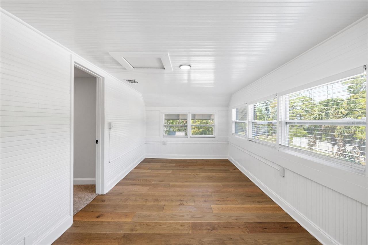 718 34th Avenue S, Saint Petersburg, FL 33705 Photo