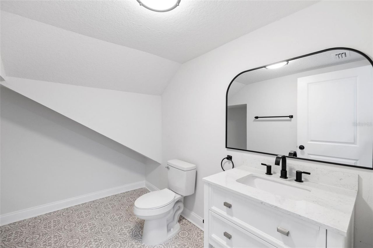 718 34th Avenue S, Saint Petersburg, FL 33705 Photo