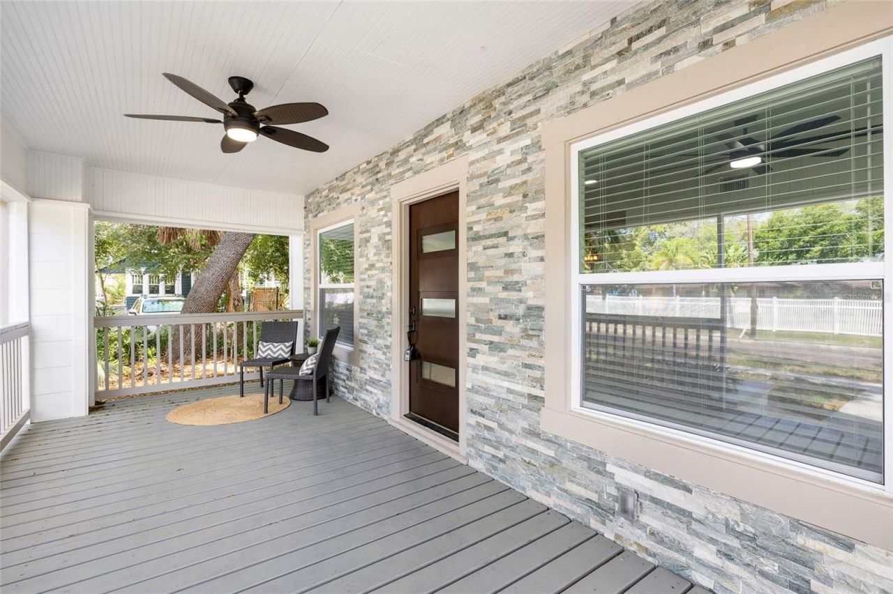 718 34th Avenue S, Saint Petersburg, FL 33705 Photo