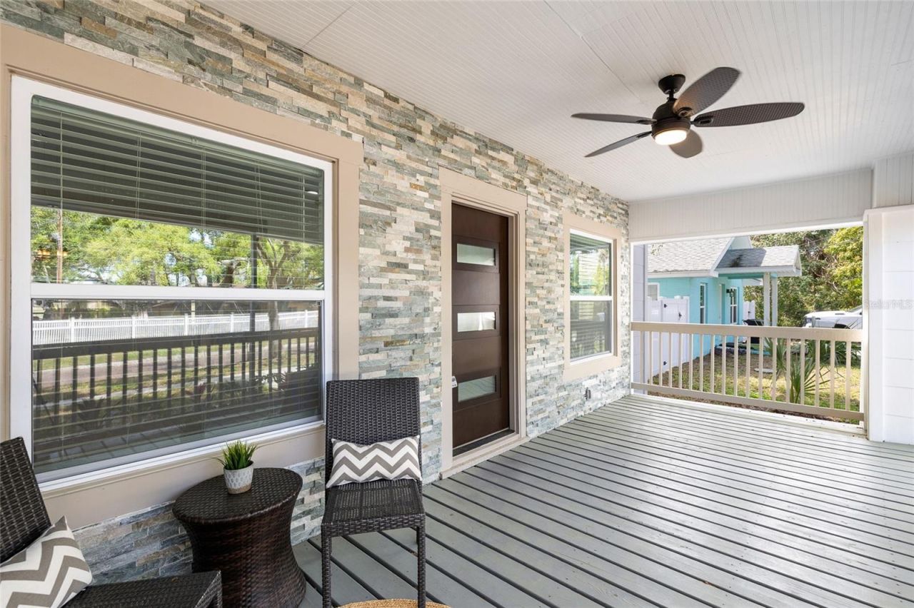 718 34th Avenue S, Saint Petersburg, FL 33705 Photo