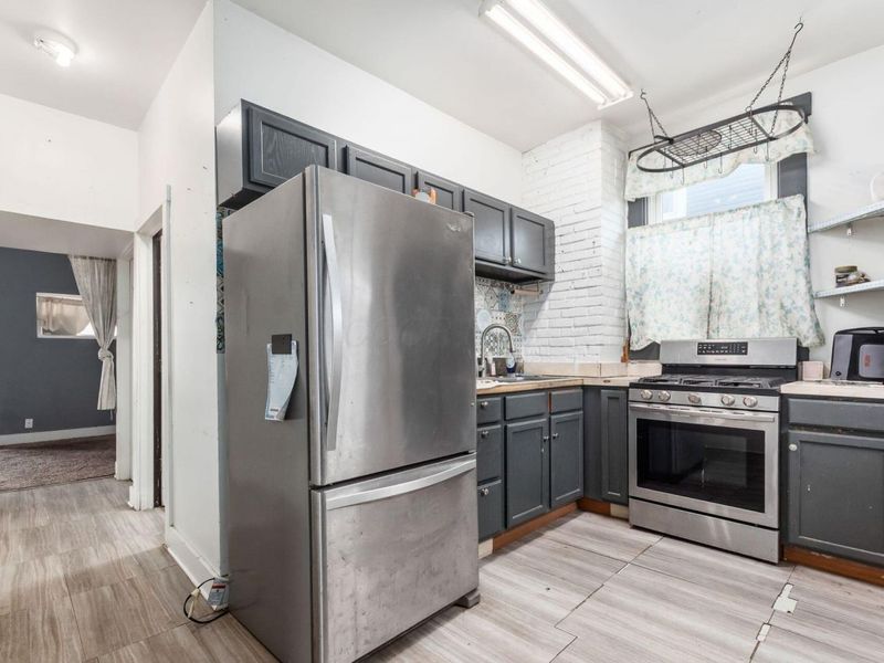 369 E 15th Avenue, Columbus, OH 43201 Photo 10