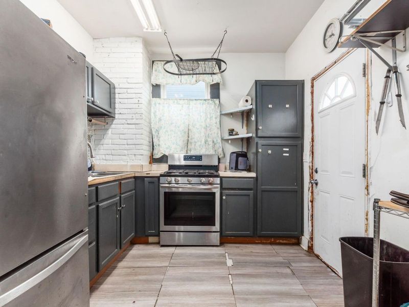 369 E 15th Avenue, Columbus, OH 43201 Photo 11