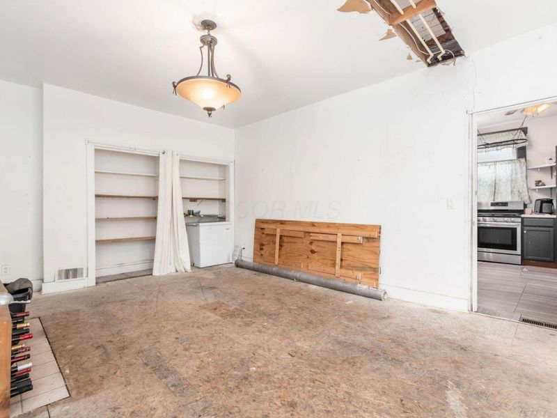 369 E 15th Avenue, Columbus, OH 43201 Photo 14