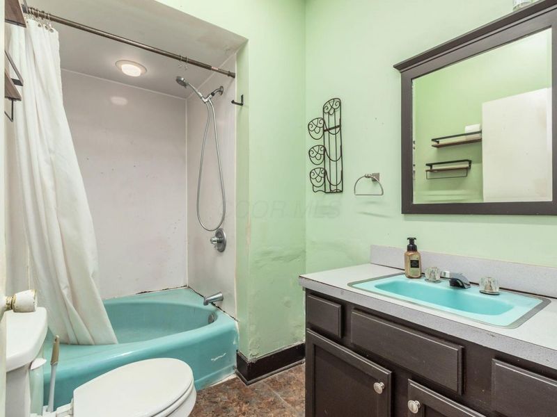 369 E 15th Avenue, Columbus, OH 43201 Photo 27