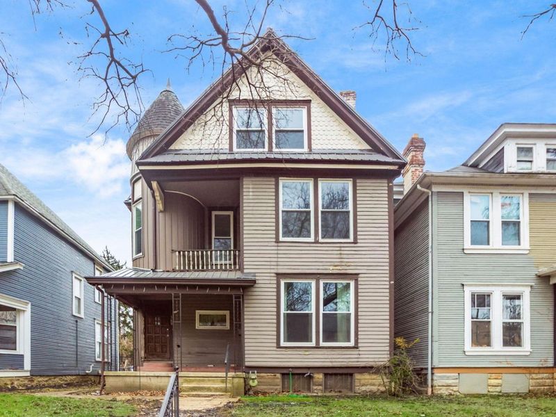 369 E 15th Avenue, Columbus, OH 43201 Photo 3