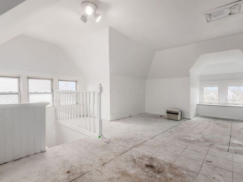 369 E 15th Avenue, Columbus, OH 43201 Photo 30