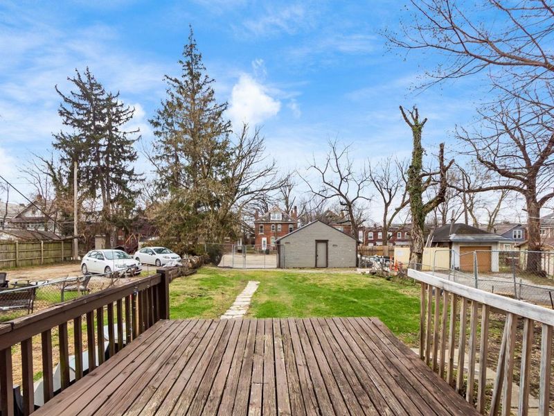 369 E 15th Avenue, Columbus, OH 43201 Photo 35