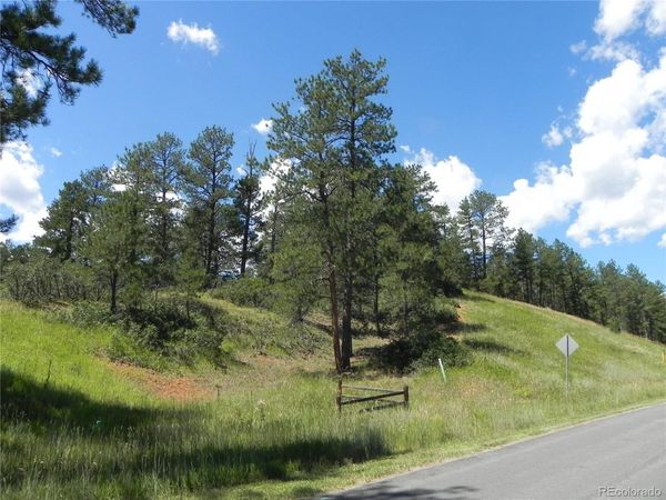 4144 Cheyenne Drive , Larkspur, CO 80118