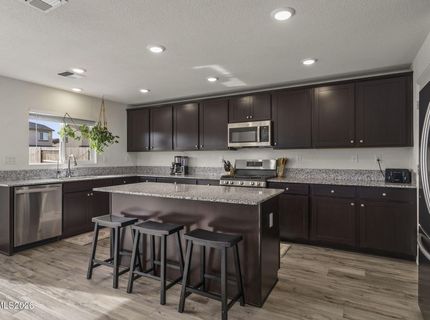 8970 Wolf River Drive, Reno, NV 89506 Photo