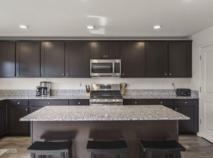 8970 Wolf River Drive, Reno, NV 89506 Photo