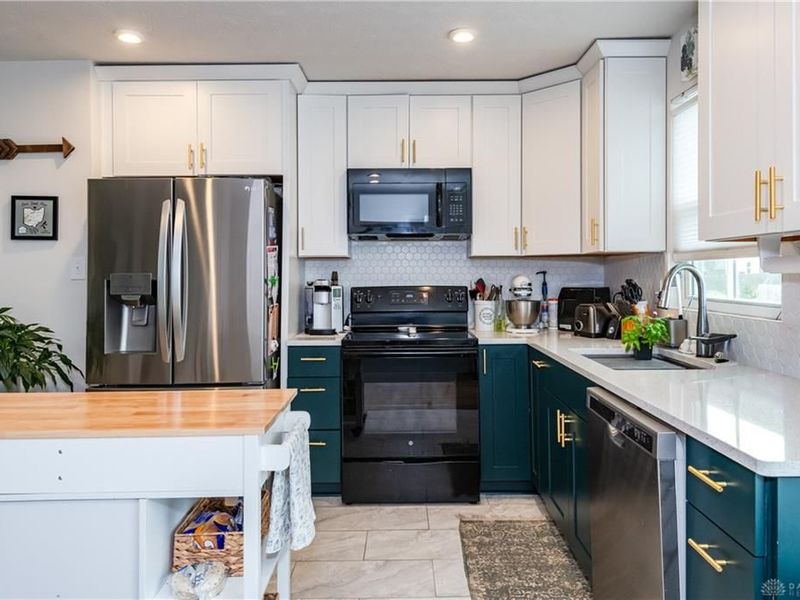 1198 Prem Place, Xenia, OH 45385 Photo 12