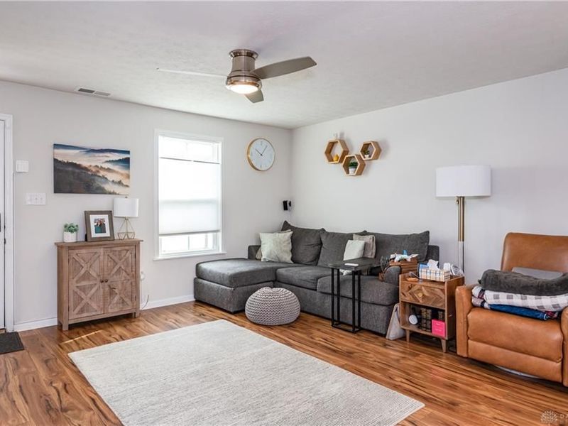 1198 Prem Place, Xenia, OH 45385 Photo 6