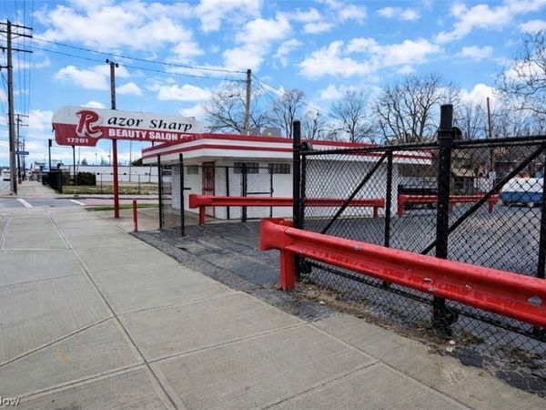 17201 Euclid Avenue , Cleveland, OH 44112
