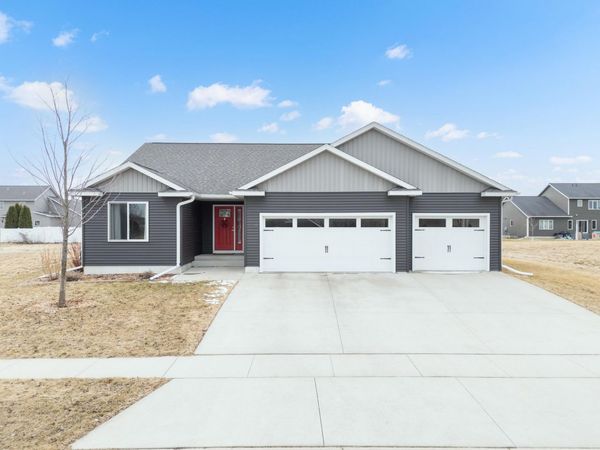 3038 Lake Meadow Drive NW, Rochester, MN 55901