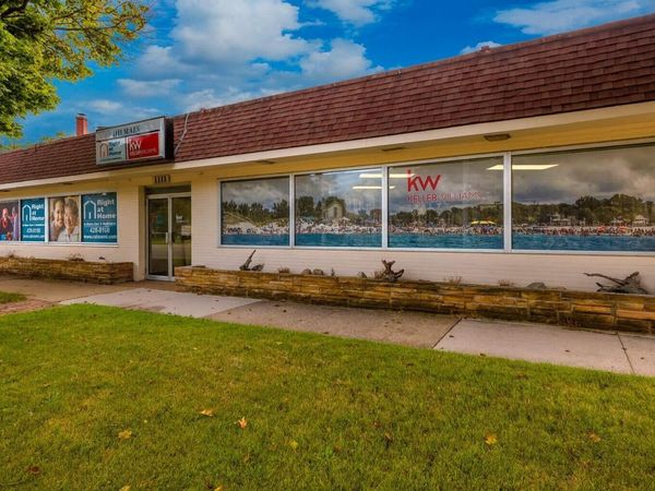 1111 Main Street, St. Joseph, MI 49085