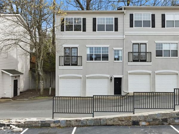 1150 Collier Road NW, Unit 1R, Atlanta, GA 30318