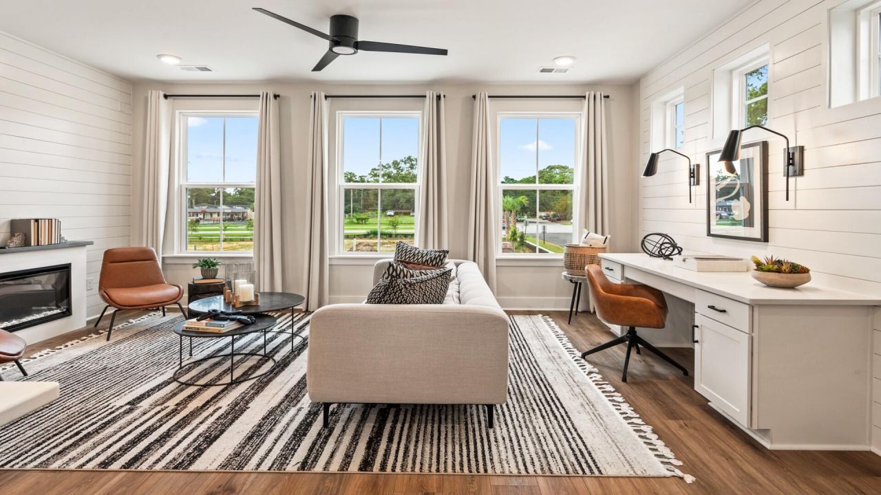 4633 Forest Hills Drive Photo 9