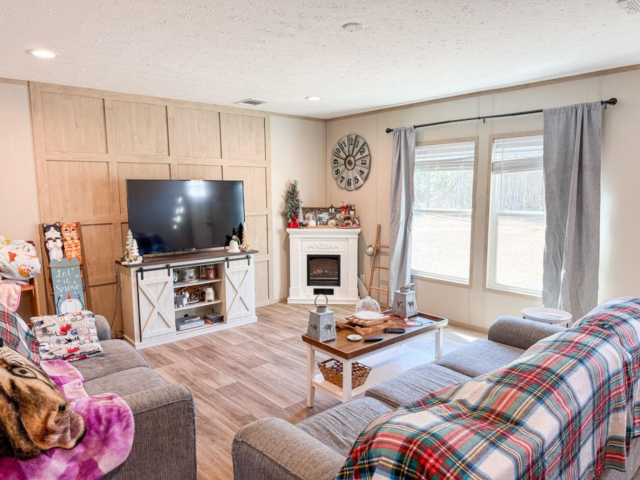 1323 Van Dyke Road Photo 9